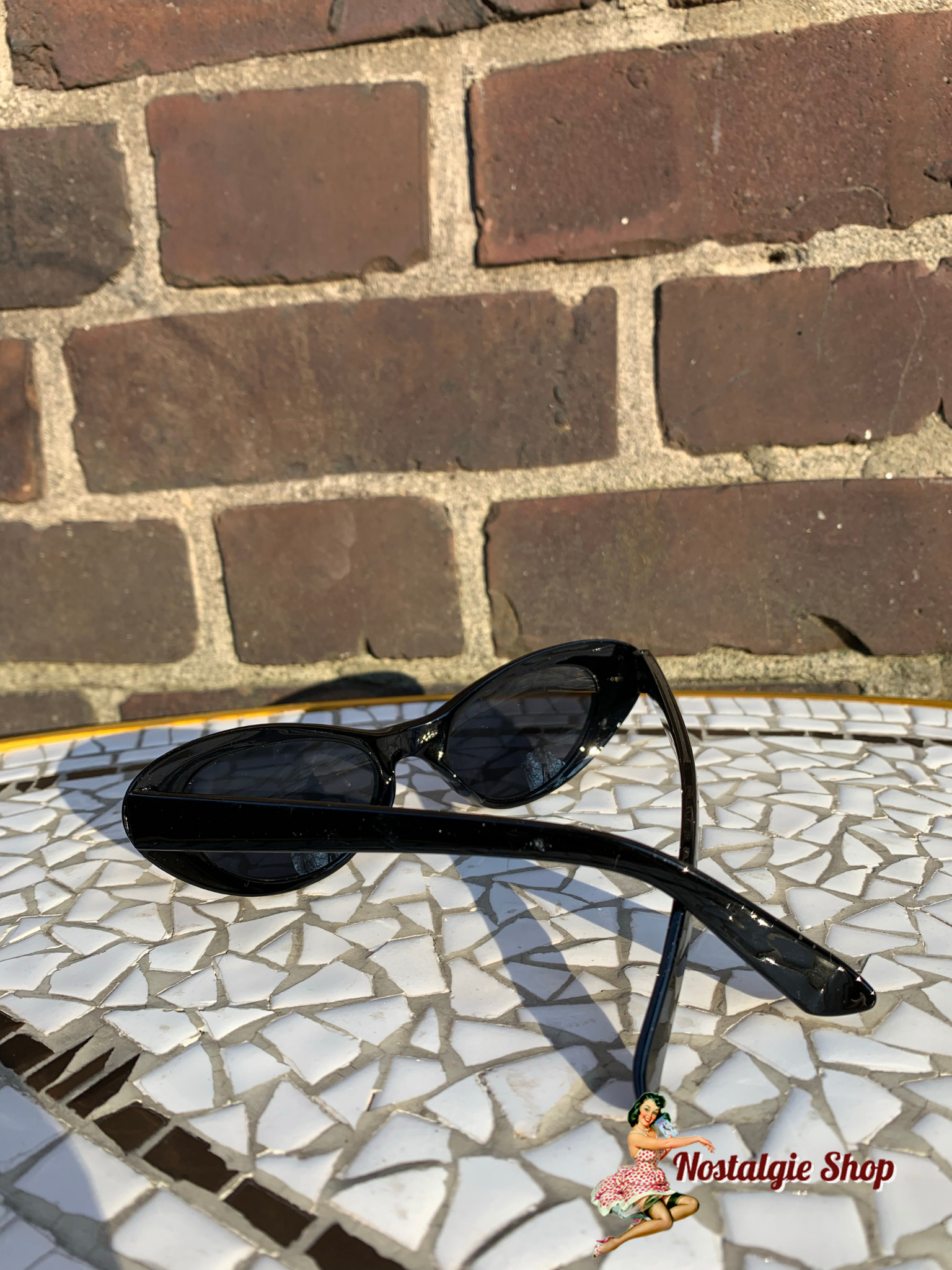 Marilyn Monroe Cateye Sonnenbrille - schwarz mit Strass