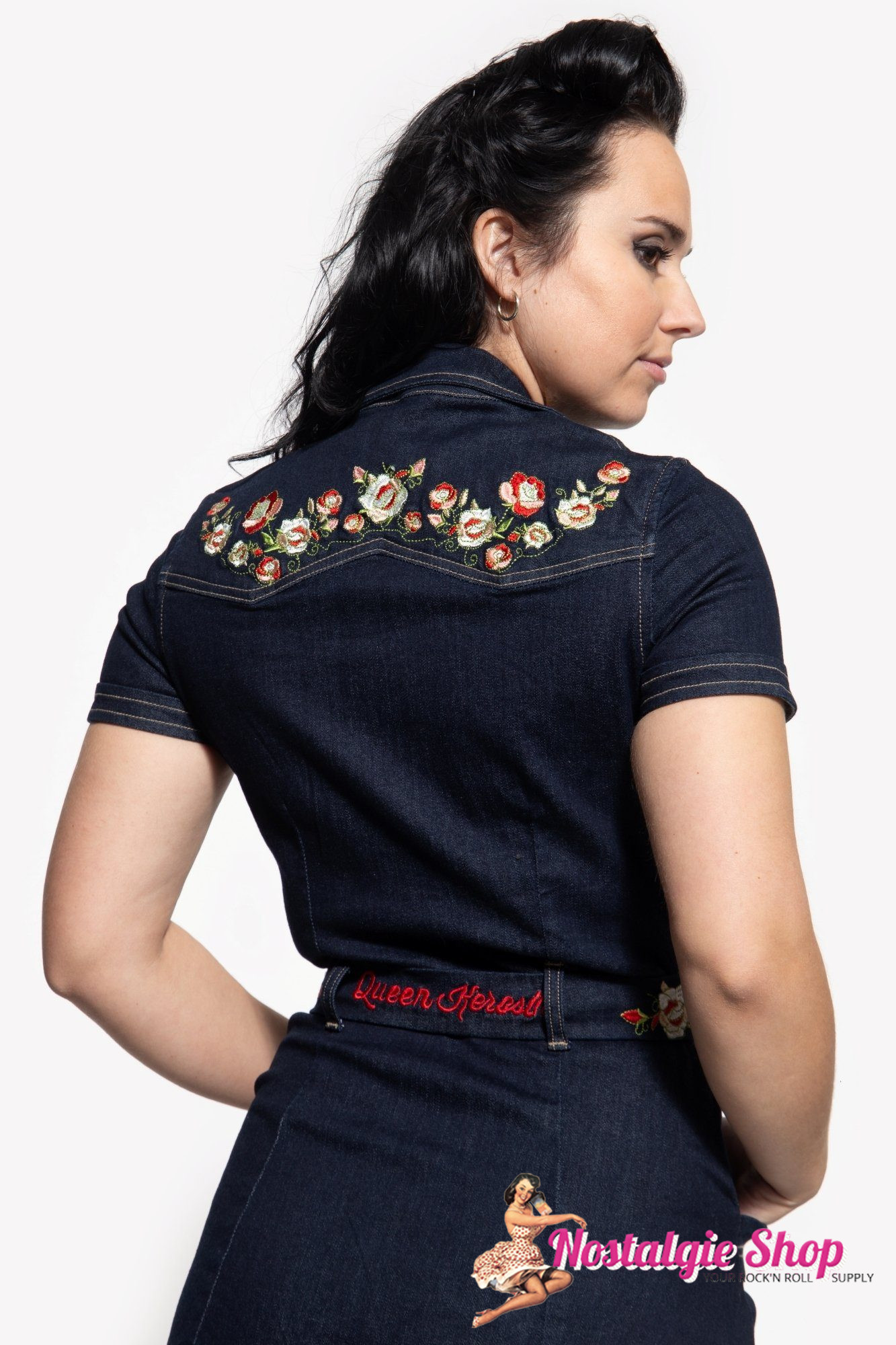 Queen Kerosin - 50er Jahre Denim Swingkleid - dark blue mit Blumenstickerei bunt