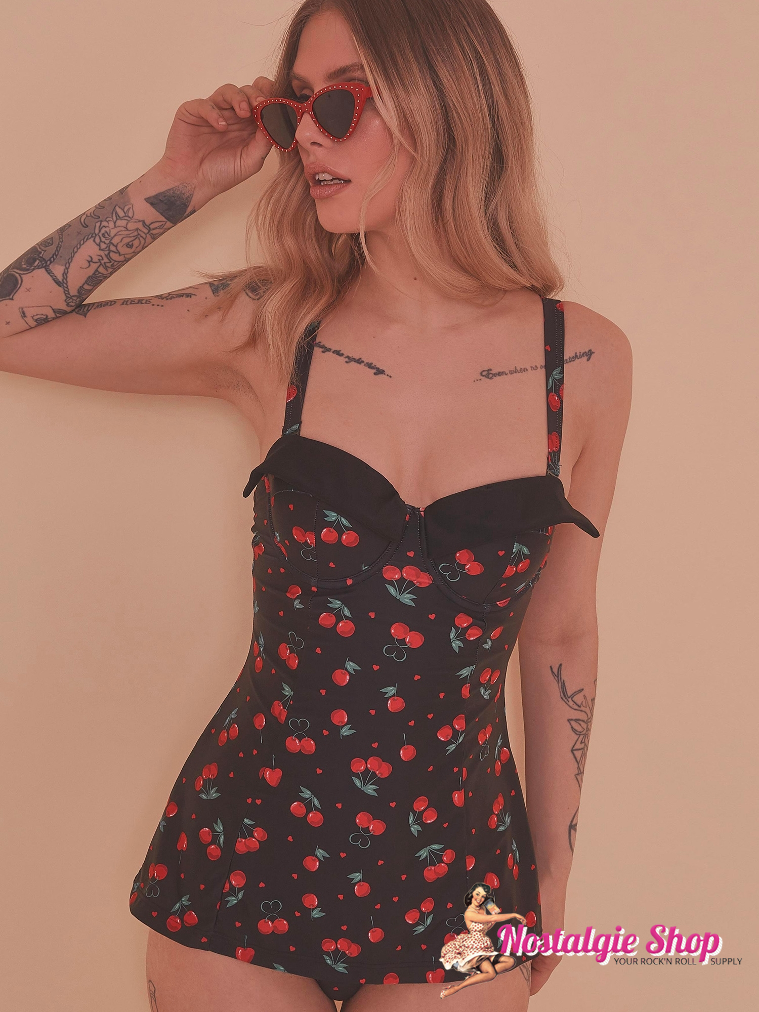 Collectif Playful Promises Cherry Love Badeanzug