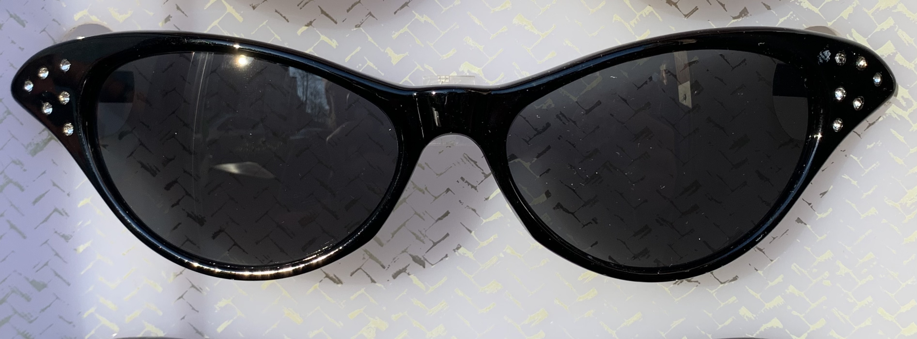 Cateye Sonnenbrille - schwarz mit Strass