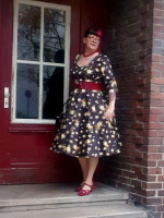 Dolly & Dotty - Scarlette Black & Yellow Floral Swingdress